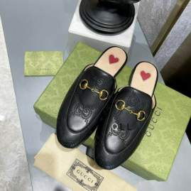 Picture of Gucci Slippers _SKUGuccisz35-41LL0091848
